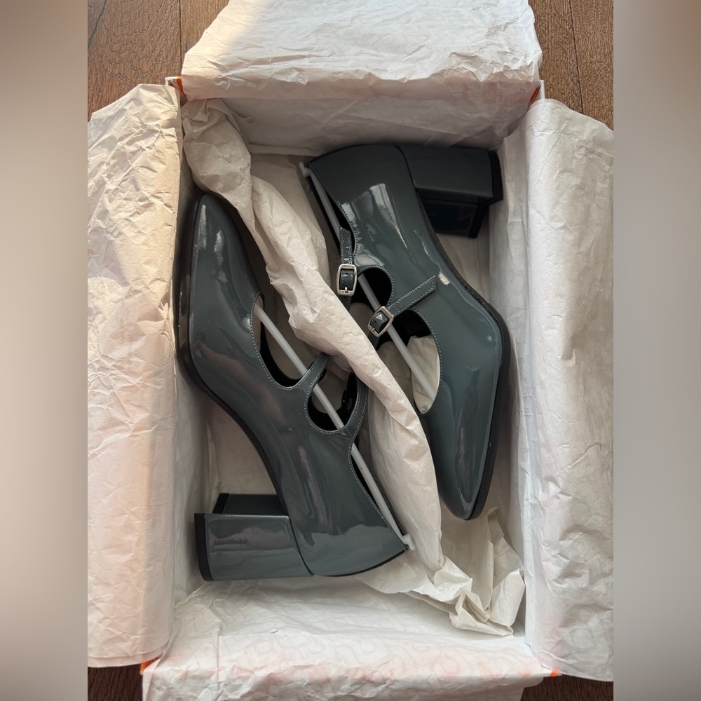*NEW* Carel Paris Alice Mary Jane in Blue Grey Patent Leather US 6.5 Never Worn - Picture 5 of 11